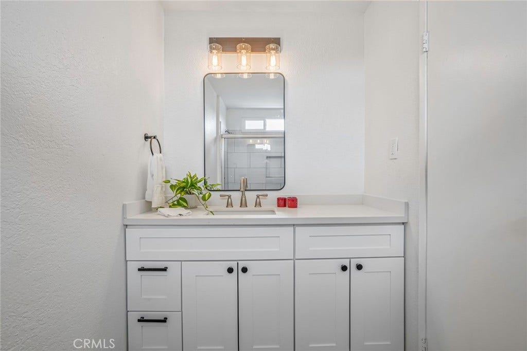 4543 W 168th Street, Lawndale, CA 90260 4543 W 168th Street, Lawndale, CA 90260