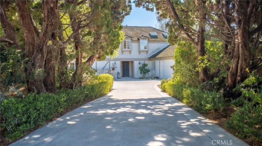 Property photo for 29 Lunada Bay Plz, Palos Verdes Estates, CA