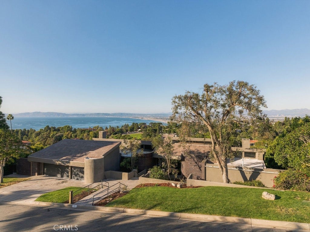 1905 Via Coronel, Palos Verdes Estates, CA 90274 1905 Via Coronel, Palos Verdes Estates, CA 90274