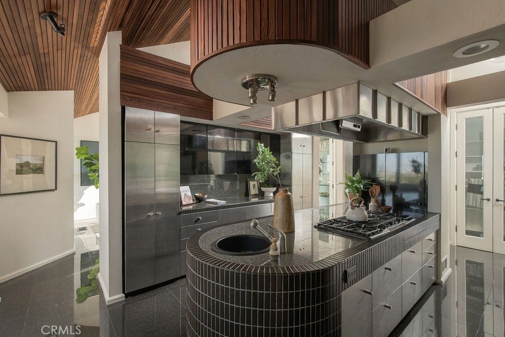 1905 Via Coronel, Palos Verdes Estates, CA 90274 1905 Via Coronel, Palos Verdes Estates, CA 90274
