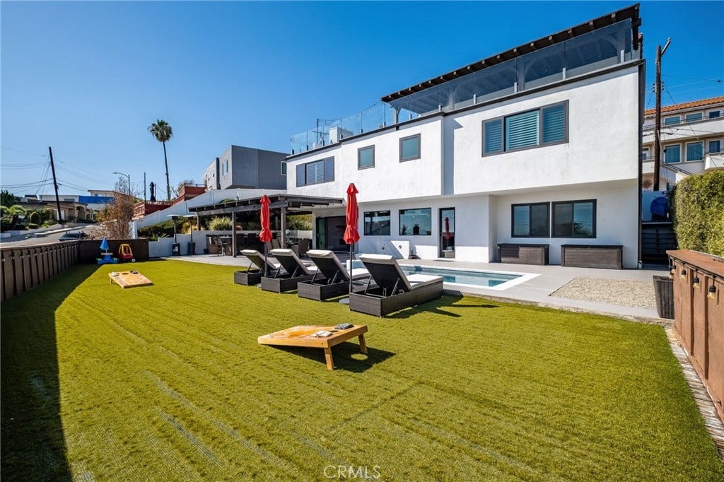 2227 Amirante, San Pedro, CA 90732 2227 Amirante, San Pedro, CA 90732