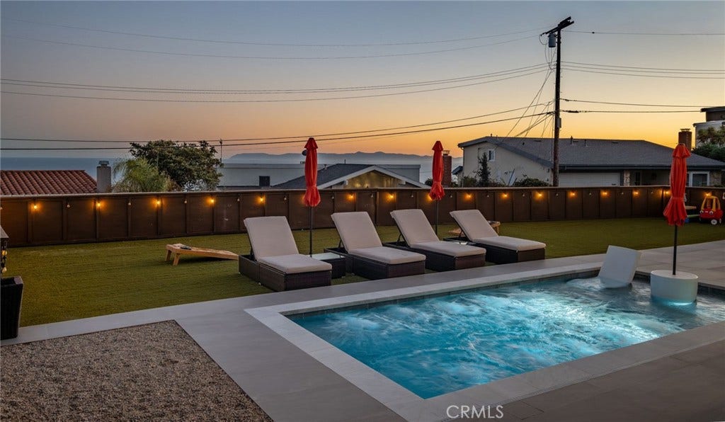 2227 Amirante, San Pedro, CA 90732 2227 Amirante, San Pedro, CA 90732