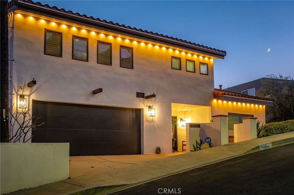 2227 Amirante, San Pedro, CA 90732 2227 Amirante, San Pedro, CA 90732