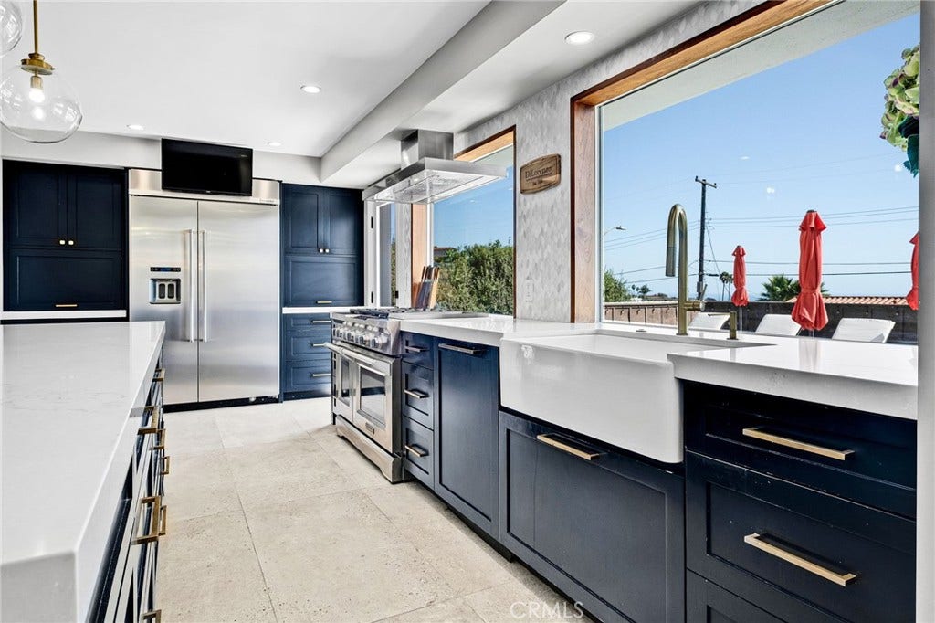 2227 Amirante, San Pedro, CA 90732 2227 Amirante, San Pedro, CA 90732
