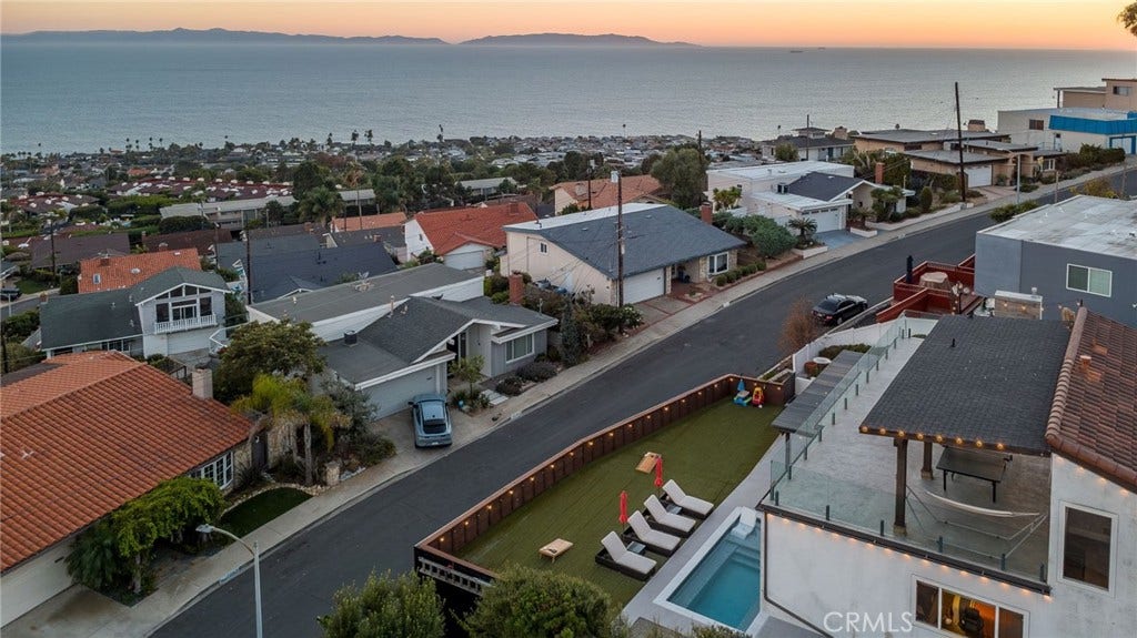 2227 Amirante, San Pedro, CA 90732 2227 Amirante, San Pedro, CA 90732