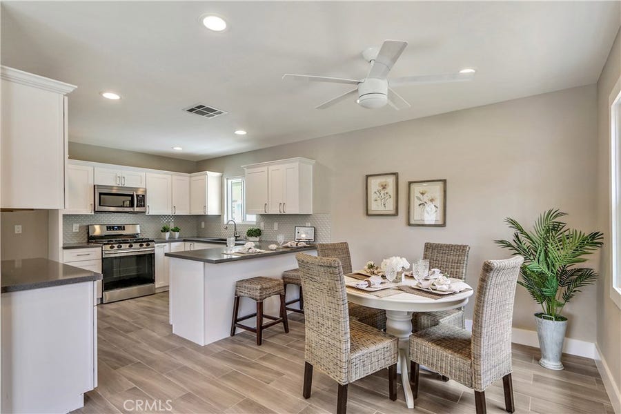 Property photo for 203 W Walnut Avenue, El Segundo, CA