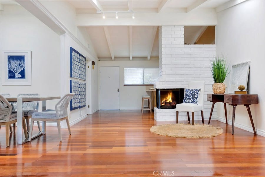 Property photo for 1809 Knoxville Avenue, Long Beach, CA