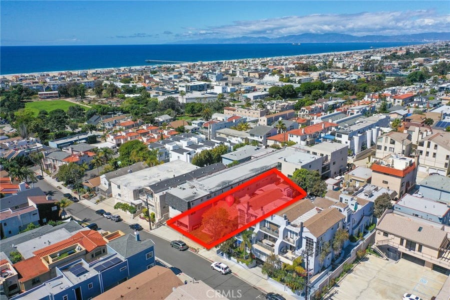 Property photo for 707 3rd Street, Hermosa Beach, CA