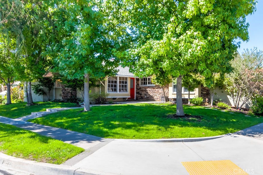 Property photo for 11841 Montecito Road, Rossmoor, CA