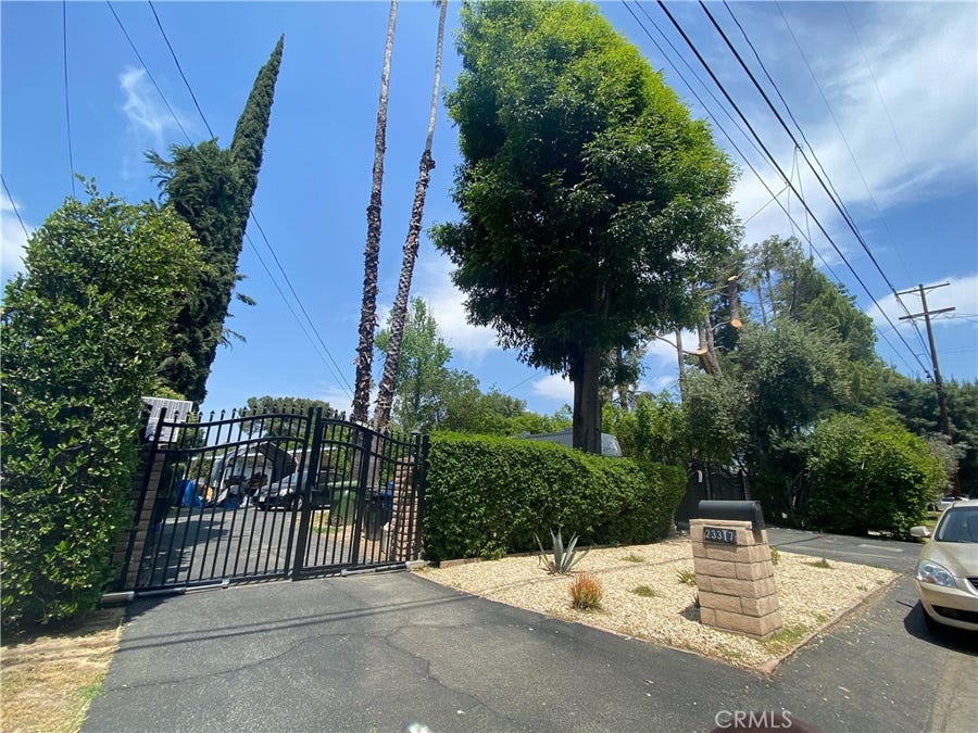 Property photo for 23317 Collins Street, Woodland Hills, CA