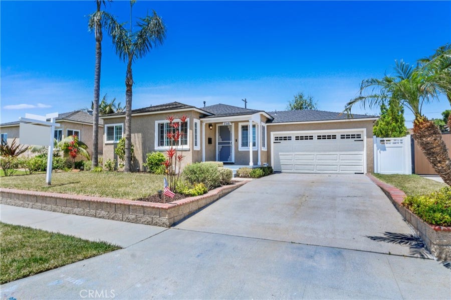 Property photo for 2341 Roswell Avenue, Long Beach, CA