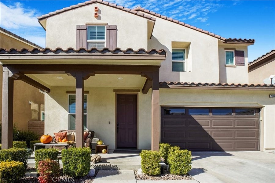 Property photo for 27323 Ardella Place, Saugus, CA