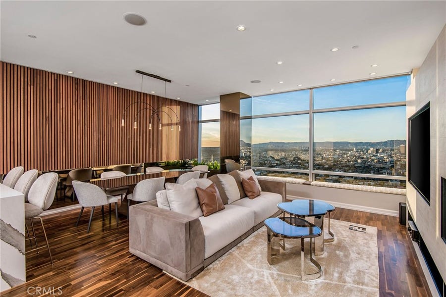 Property photo for 900 W Olympic Boulevard, #38D, Los Angeles, CA