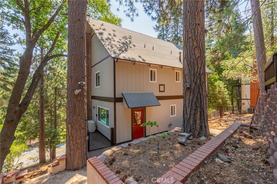 Property photo for 260 S Fairway Drive, Twin Peaks, CA
