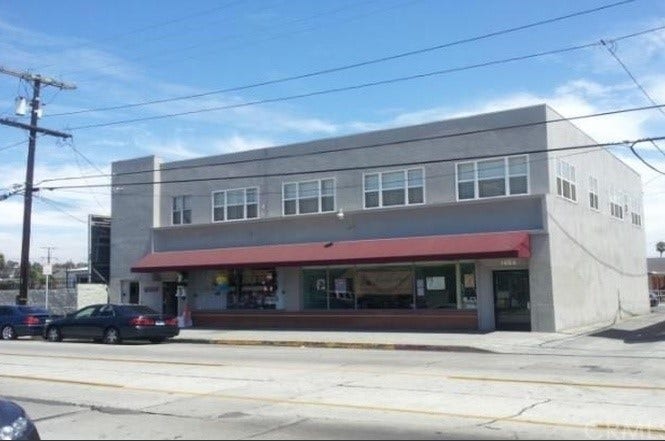 Property photo for 1464 Cherry Ave, Long Beach, CA