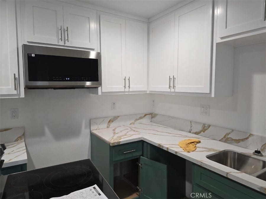 Property photo for 1319 E 59th Place, Los Angeles, CA