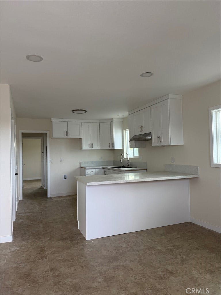 Property photo for 649 E 87th, Los Angeles, CA