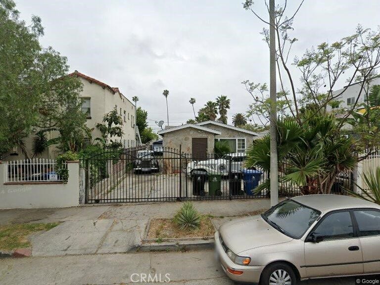 Property photo for 1521 S Cloverdale, Los Angeles, CA