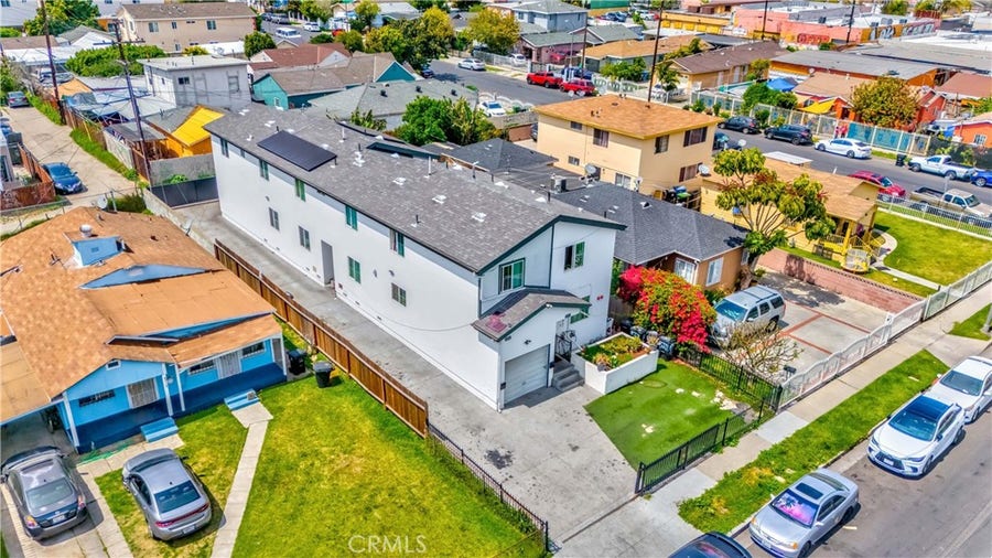 Property photo for 8711 Mckinley Place, Los Angeles, CA