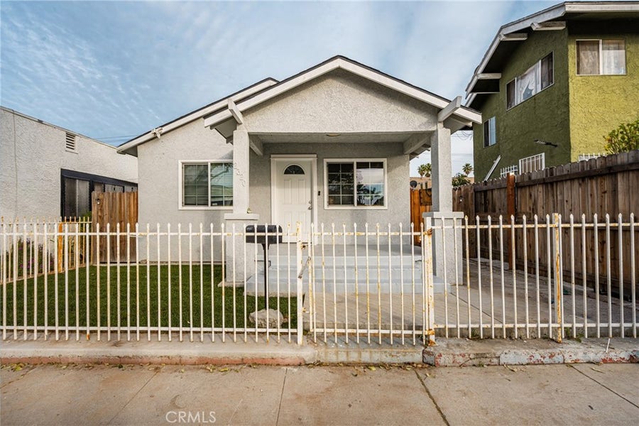 Property photo for 2320 Locust, Long Beach, CA