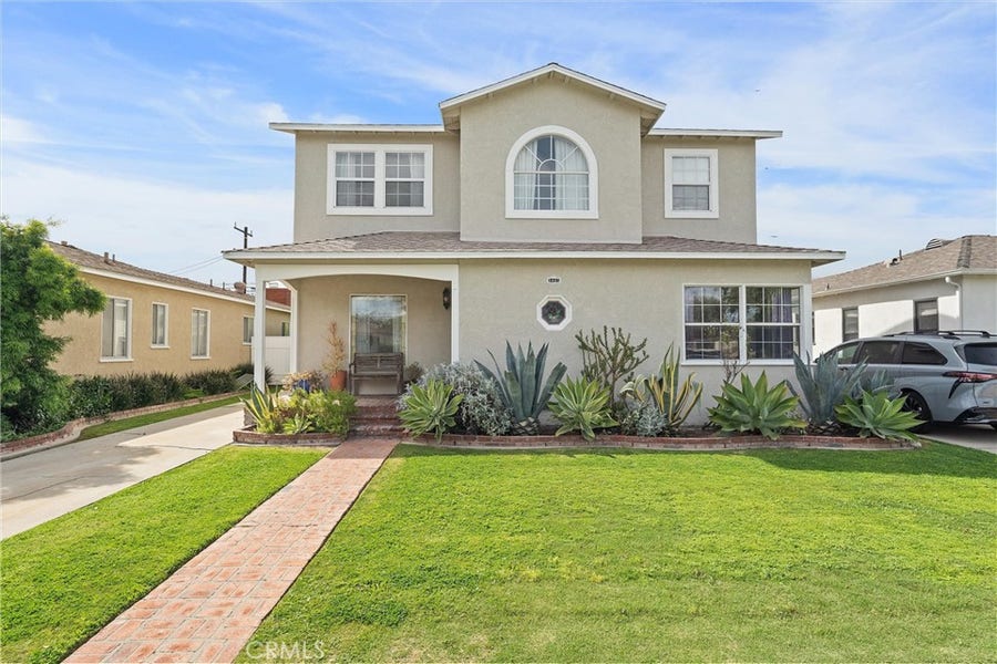 Property photo for 3495 Gaviota Avenue, Long Beach, CA