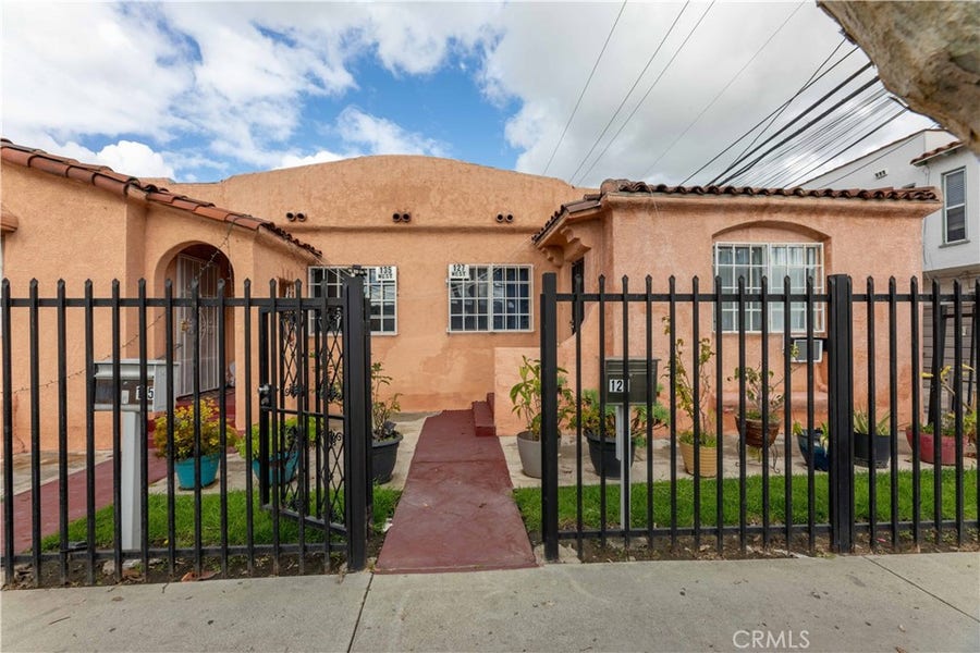 Property photo for 2000 Pacific, Long Beach, CA