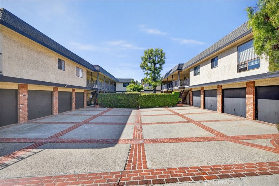 Property photo for 2115 Ohio, Signal Hill, CA