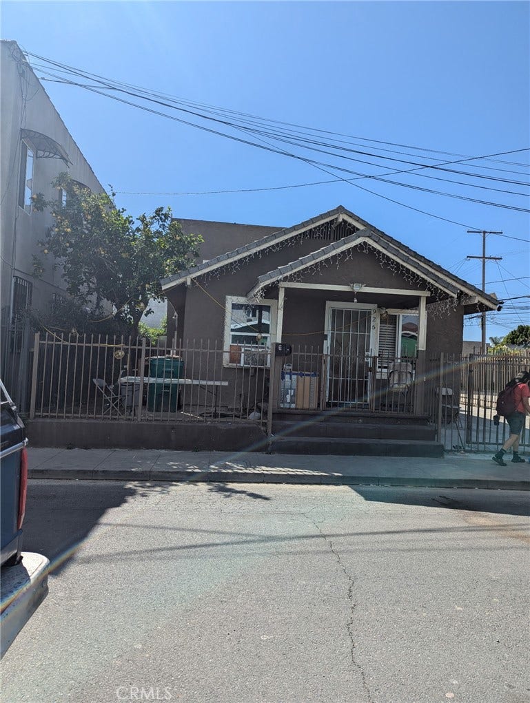 Property photo for 926 E 11th, Long Beach, CA