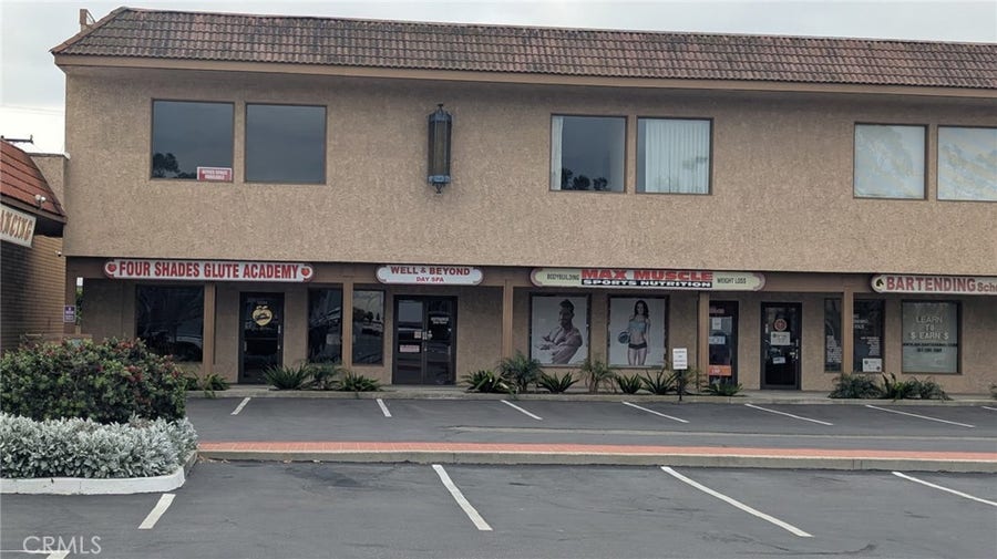 Property photo for 5030 Katella, Los Alamitos, CA
