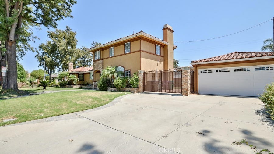 Property photo for 4704 E Centralia Street, Long Beach, CA