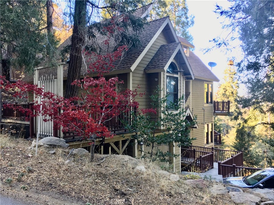 Property photo for 24782 Altdorf, Crestline, CA