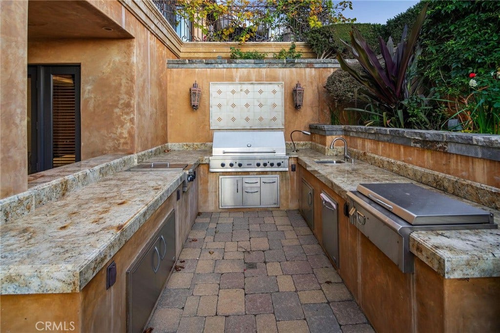 20 Le Conte, Laguna Niguel, CA 92677 20 Le Conte, Laguna Niguel, CA 92677