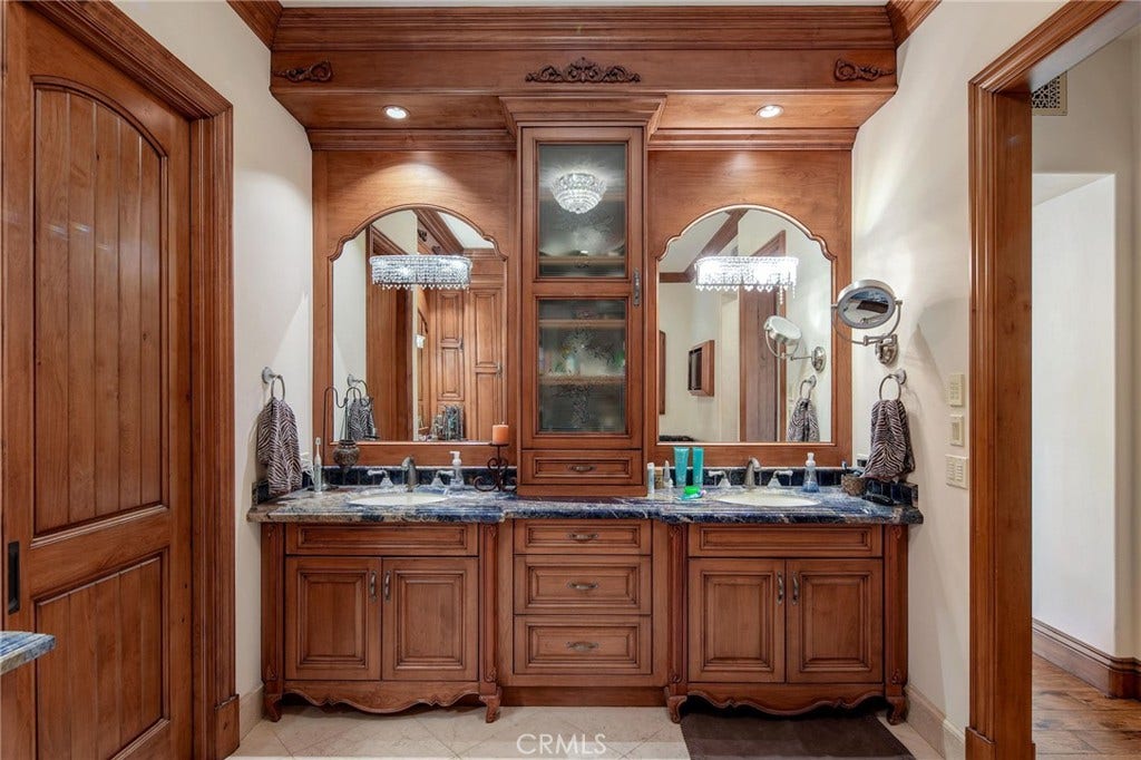20 Le Conte, Laguna Niguel, CA 92677 20 Le Conte, Laguna Niguel, CA 92677