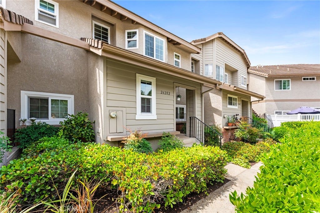 26282 Hanover, Laguna Hills, CA 92653 26282 Hanover, Laguna Hills, CA 92653
