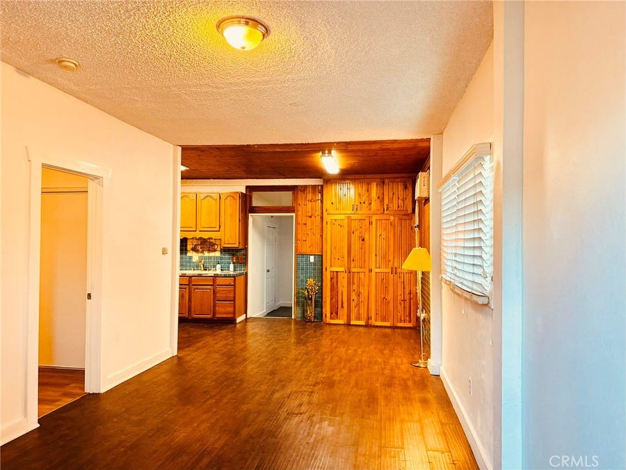 Property photo for 260 E South, Long Beach, CA