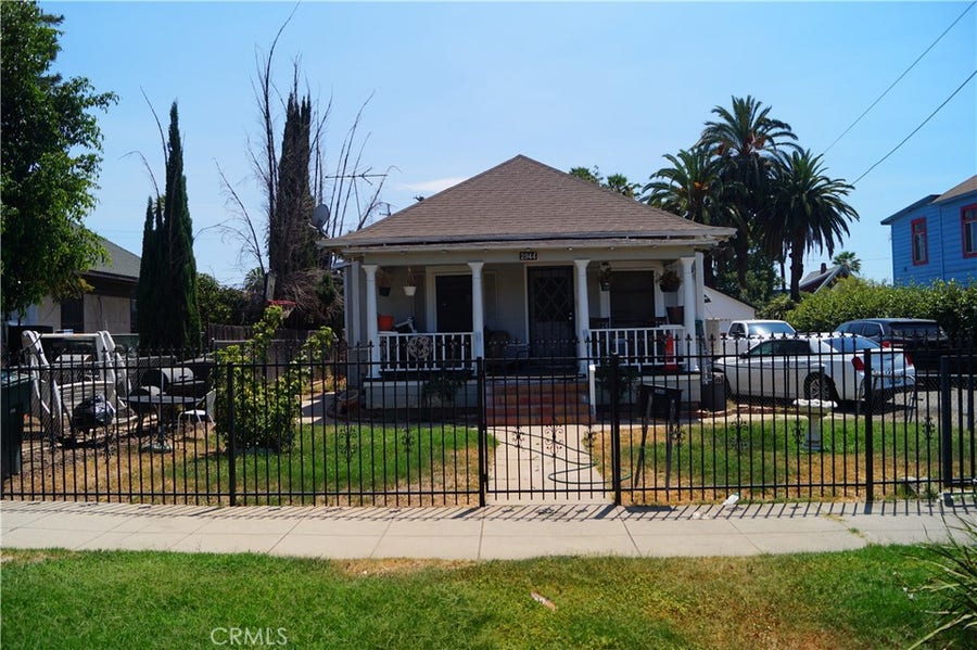 Property photo for 2944 6th, Riverside, CA