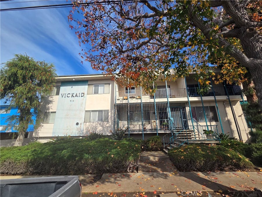 Property photo for 913 Victor, #5, Inglewood, CA