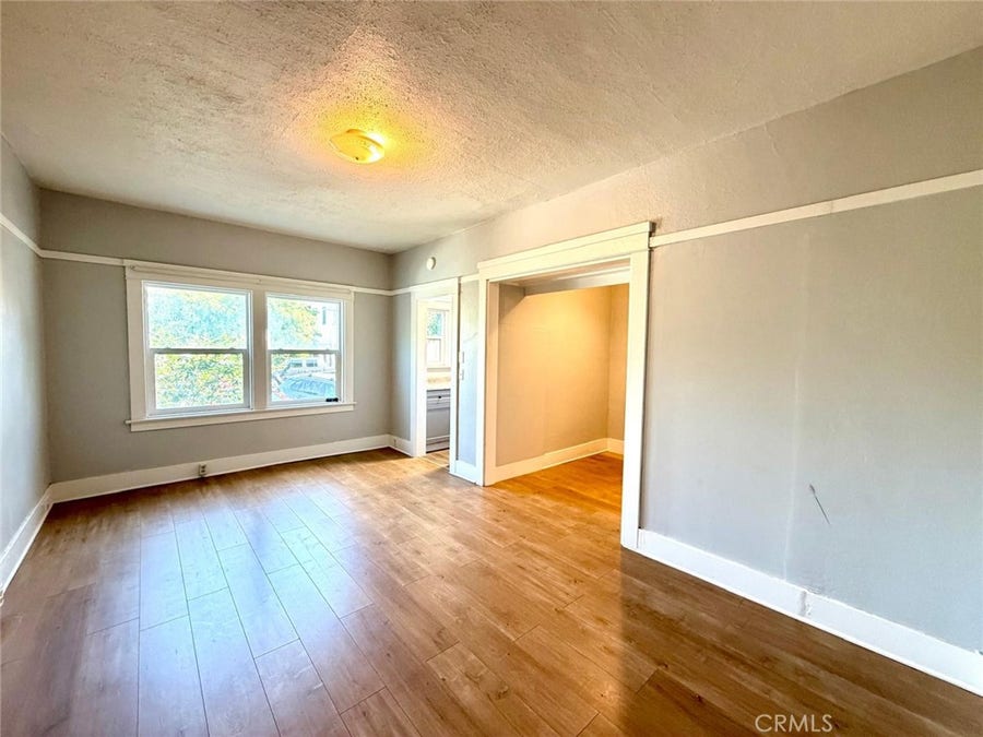 Property photo for 354 Chestnut Avenue, #4, Long Beach, CA