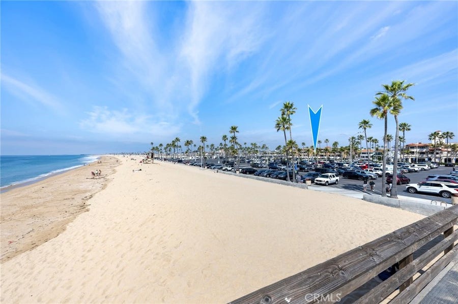 Property photo for 600 E Oceanfront 1D, Newport Beach, CA