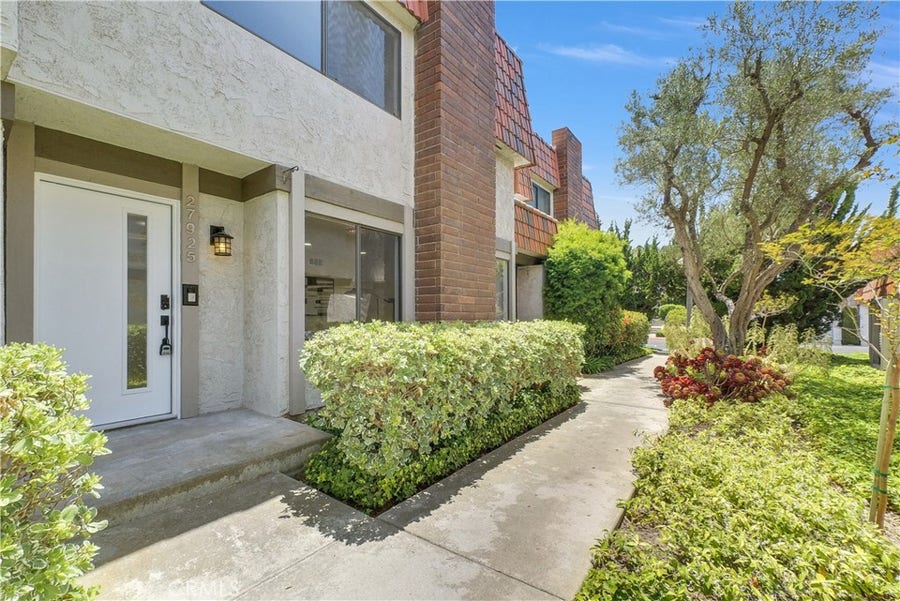 Property photo for 27925 Ridgebluff Court, Rancho Palos Verdes, CA