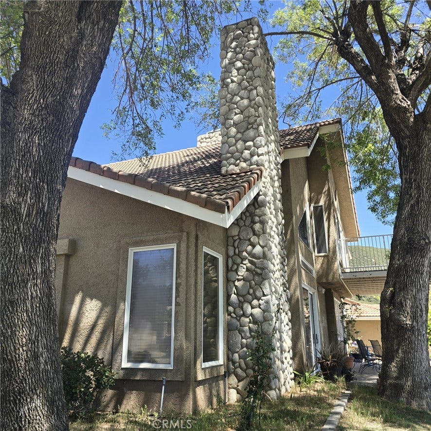 1015 Deercrest, San Bernardino, CA 92407 1015 Deercrest, San Bernardino, CA 92407