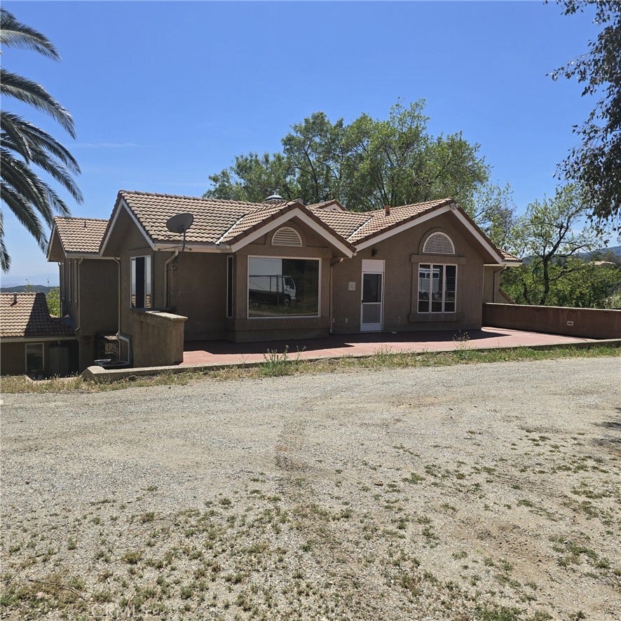 1015 Deercrest, San Bernardino, CA 92407 1015 Deercrest, San Bernardino, CA 92407