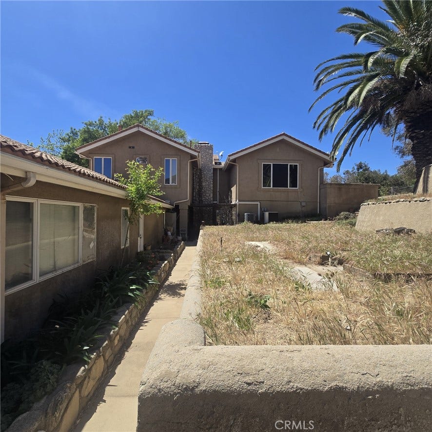 1015 Deercrest, San Bernardino, CA 92407 1015 Deercrest, San Bernardino, CA 92407