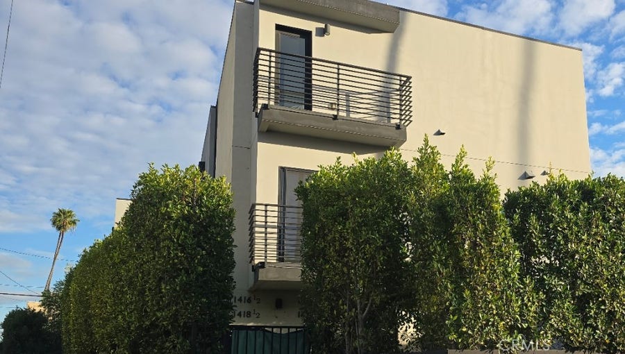 Property photo for 1416 S Cloverdale, Los Angeles, CA