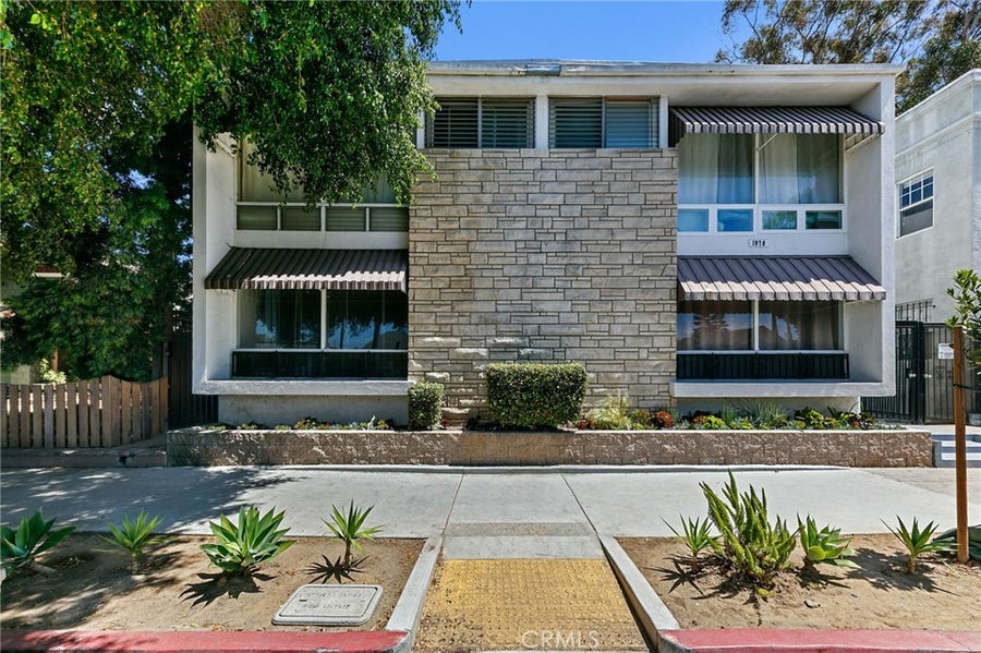 Property photo for 1070 Chestnut, Long Beach, CA