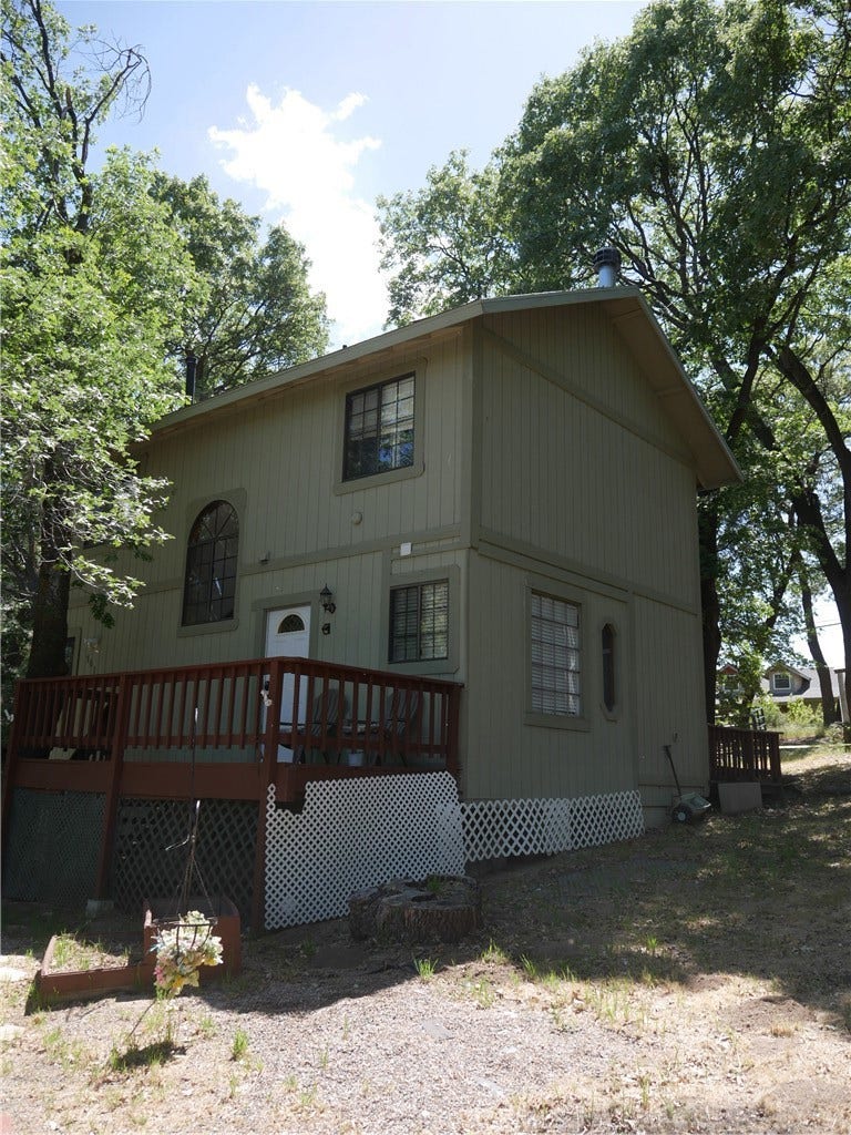 Property photo for 1610 Grass Valley, Lake Arrowhead, CA