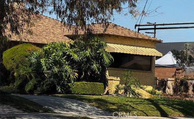 Property photo for 10815 S Hoover, Los Angeles, CA