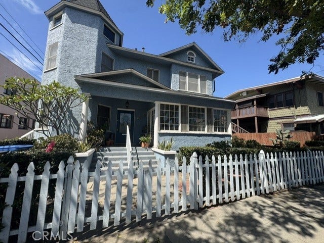 Property photo for 321 W 6th, Long Beach, CA