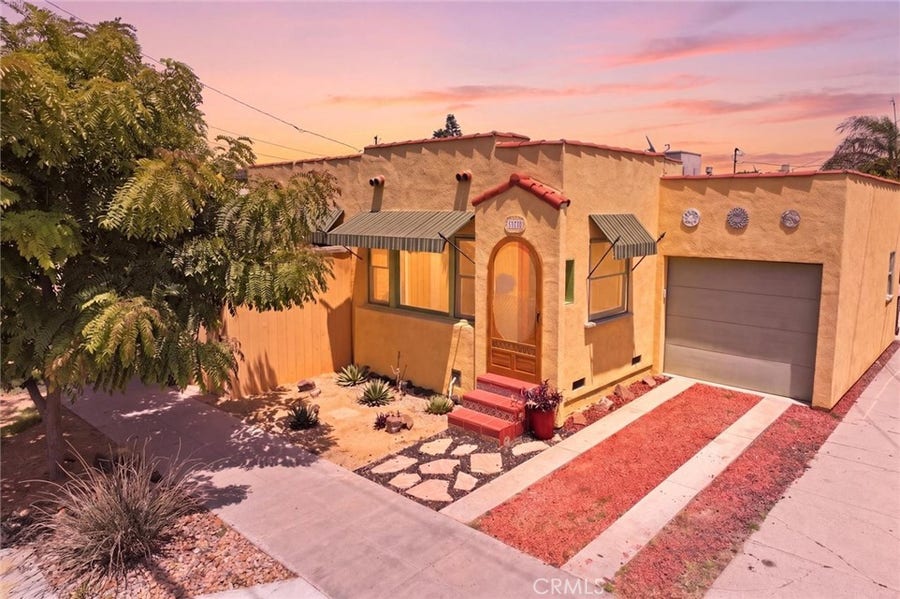 Property photo for 672 Stanley, Long Beach, CA