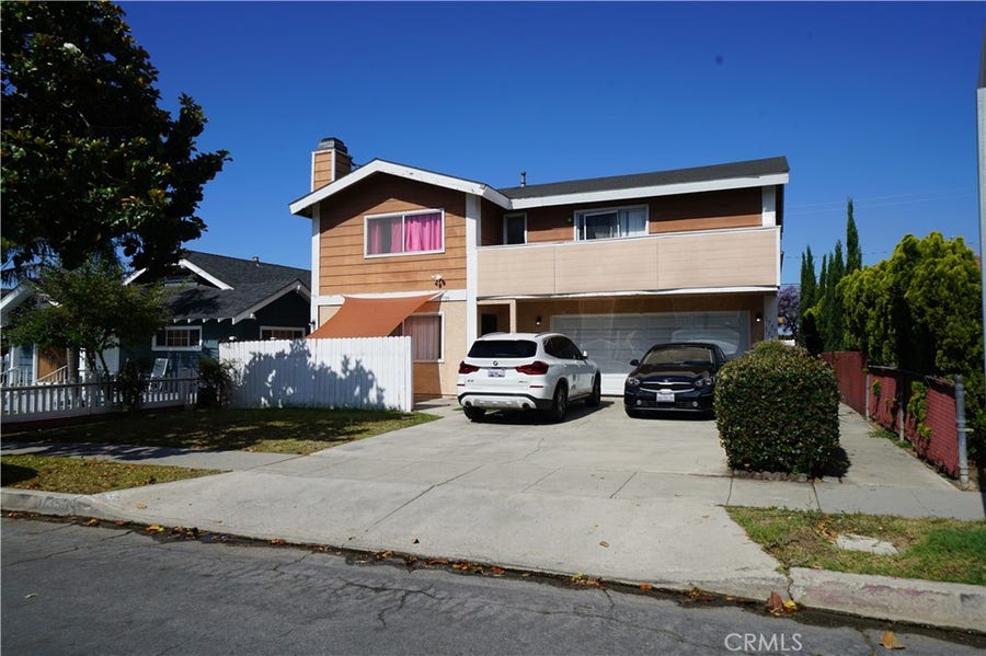 Property photo for 1735 Orizaba Avenue, Long Beach, CA